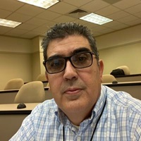 Autor Eduardo Mesa