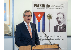 Galguera podio EEUU vs socialismo