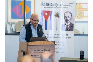 Marrero podio EEUU vs socialismo 1
