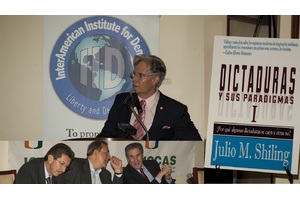 Julio M Shiling presentacion Dictaduras y sus paradigmas I