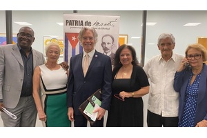 Antunez Julio y Valladares con participantes Simposio Boitel